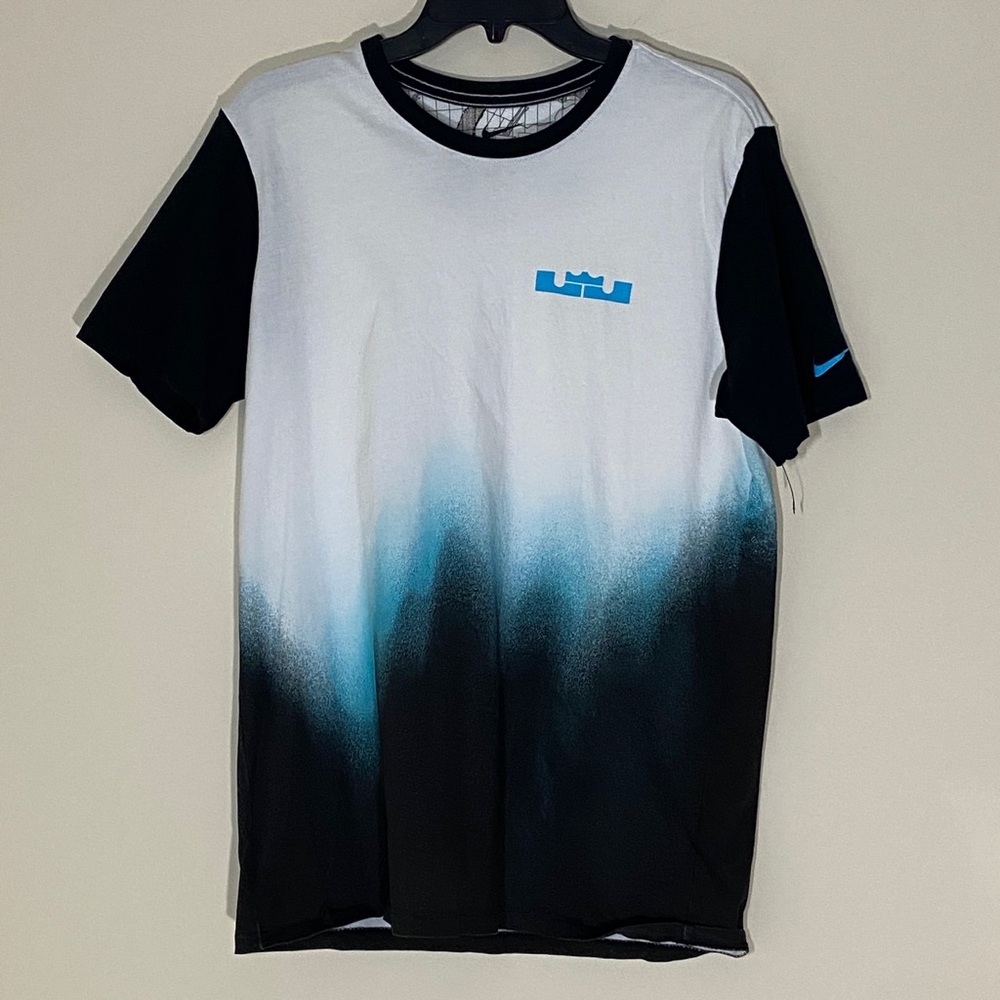 LeBron James Casual T-Shirt  New w/o Tag (Style #:717311-010)